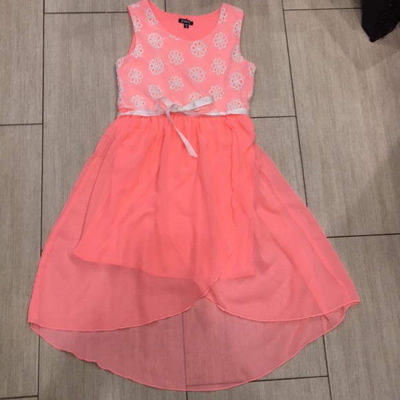 Zunie Other - Gorgeous coral neon and white crochet dress.